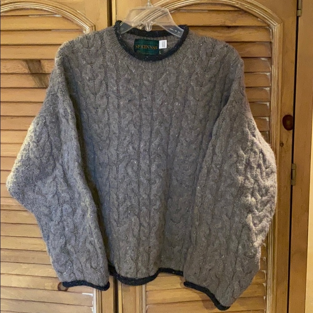 McKennas Wool sweater Large cable knit taupe/black